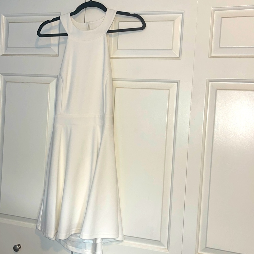 Lulus White Mini Dress with Open back Size L